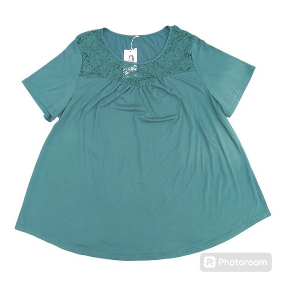 Vislily Green Short Sleeve Peasant Top with Lace Accent, Round Neckline Size 20W - Picture 2 of 8